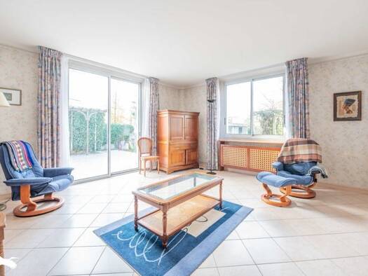 Maison à vendre 283 392 € 6 pièces 3 chambres 148 m² 715 m² de terrain Rezé 44400