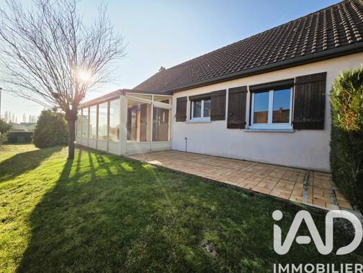 Maison de plain-pied à vendre 162 500 € 4 pièces 2 chambres 90 m² 680 m² de terrain Brou 28160