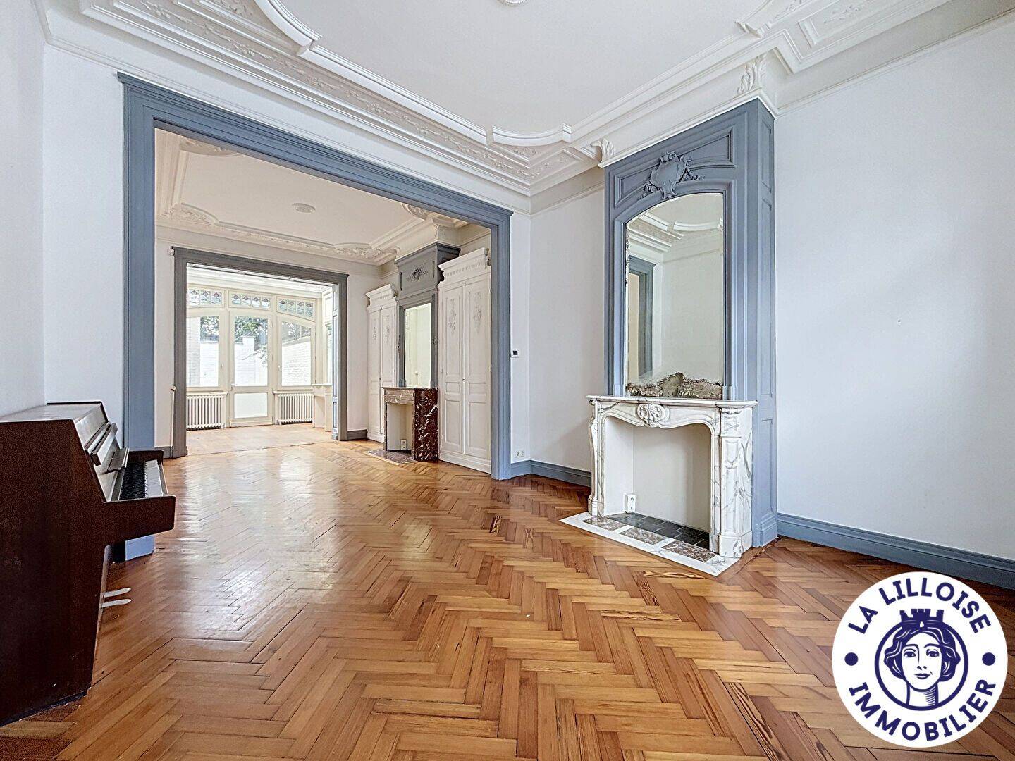 Maison 9 pièces 205 m² · à Mons-en-Barœul · 205 m² · 499 900 €