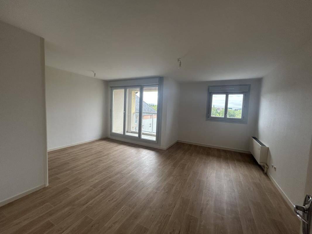 Appartement 3 pièces 74 m² · à Semur-en-Auxois · 74 m² · 477 €/mois
