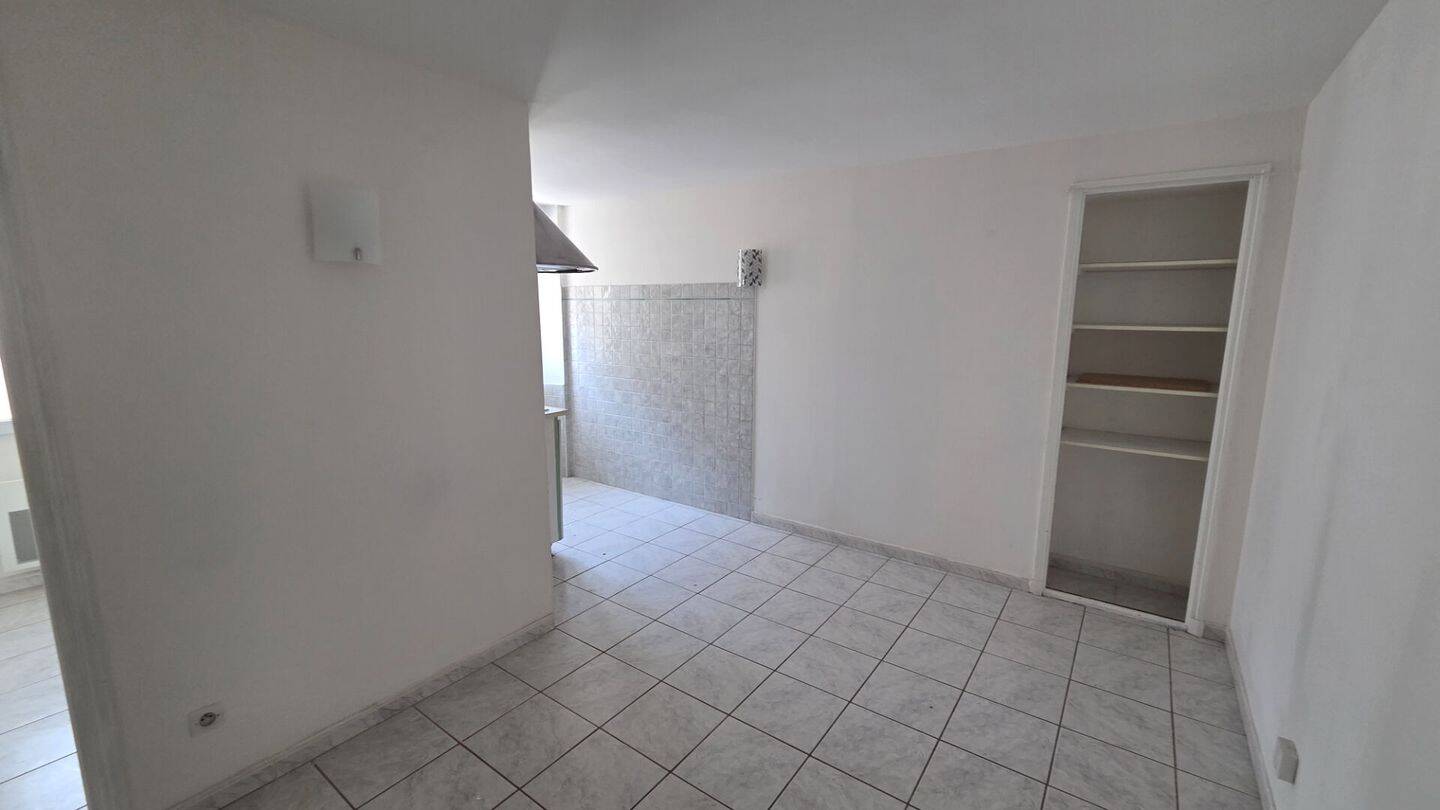 Appartement 2 pièces 30 m² · à Flassans-sur-Issole · 29,6 m² · 514 €