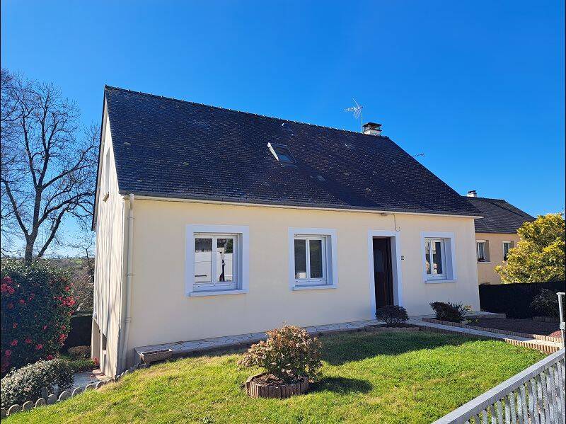 Maison 5 pièces 116 m² · à Lassay-les-Châteaux · 116,2 m² · 660 €