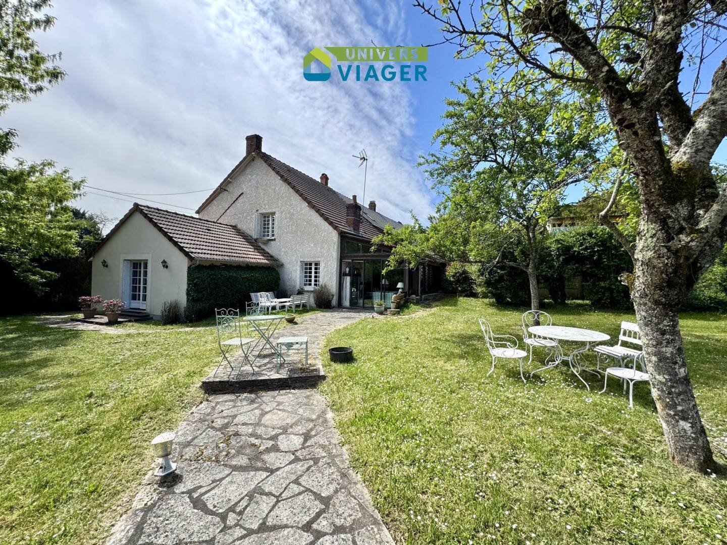 Maison 6 pièces 143 m² · à Parigny-les-Vaux · 143 m² · 136 000 €