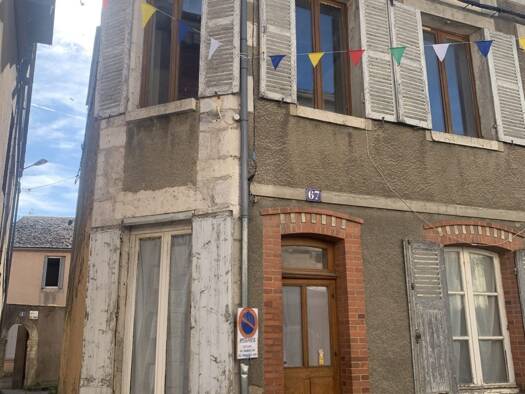 Immeuble à vendre 61 000 € 109 m² Châtillon-Coligny 45230