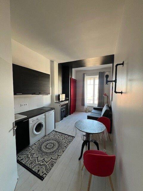 Appartement 1 pièce 18 m² · à Lyon 8ème Arrondissement · 18 m² · 590 €