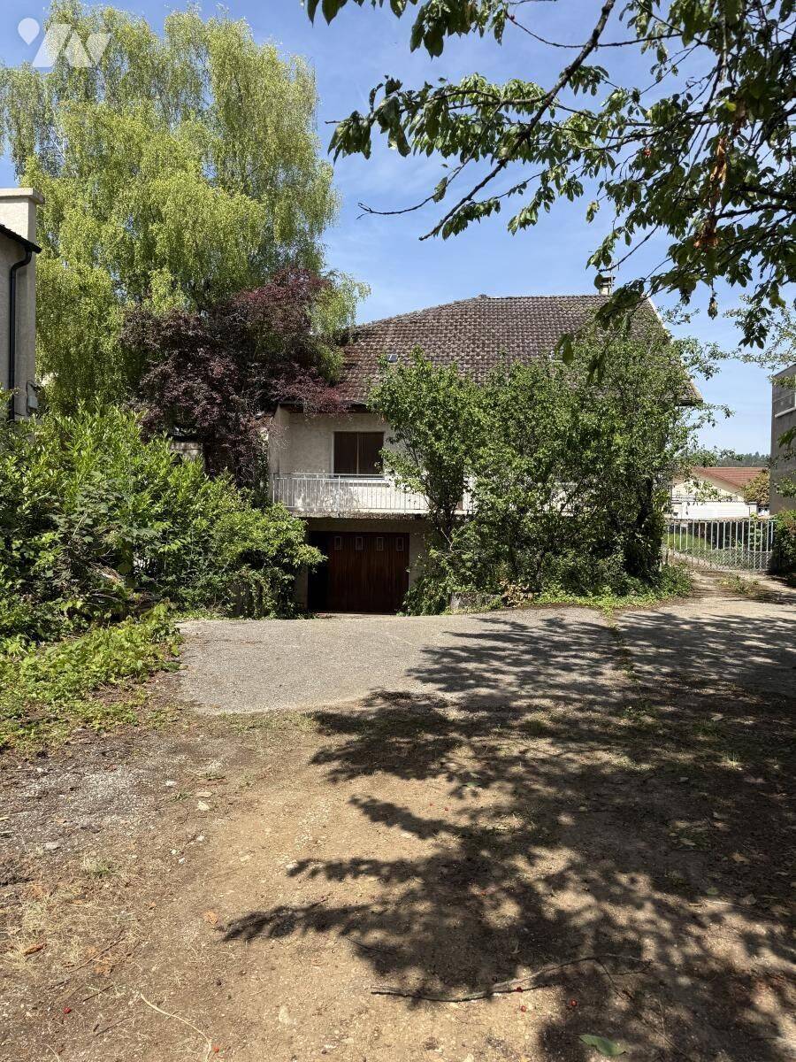Maison 7 pièces 183 m² · à Oyonnax · 183 m² · 265 000 €