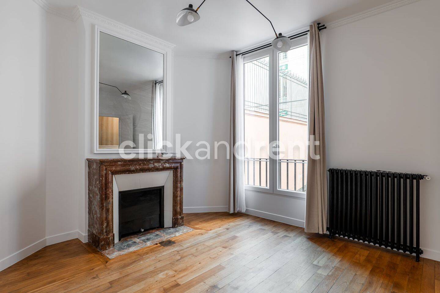 Appartement 3 pièces 94 m² · à Paris 1er Arrondissement · 94 m² · 3 850 €