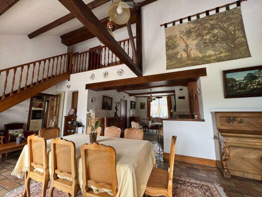 Maison à vendre 349 000 € 8 pièces 4 chambres 210 m² 1 664 m² de terrain Arnèke 59285