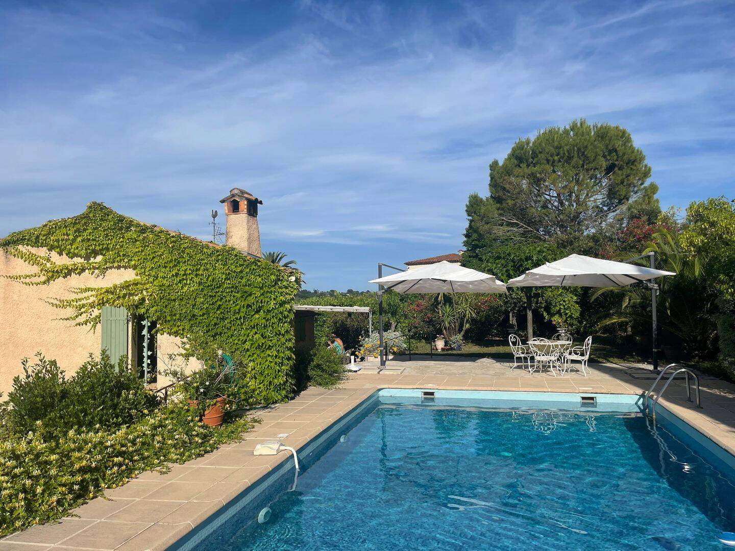 Maison 7 pièces 210 m² · à Grasse · 210 m² · 980 000 €