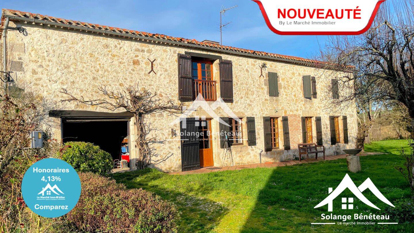 Volumes généreux et authenticité pour cette maison en pierre pro