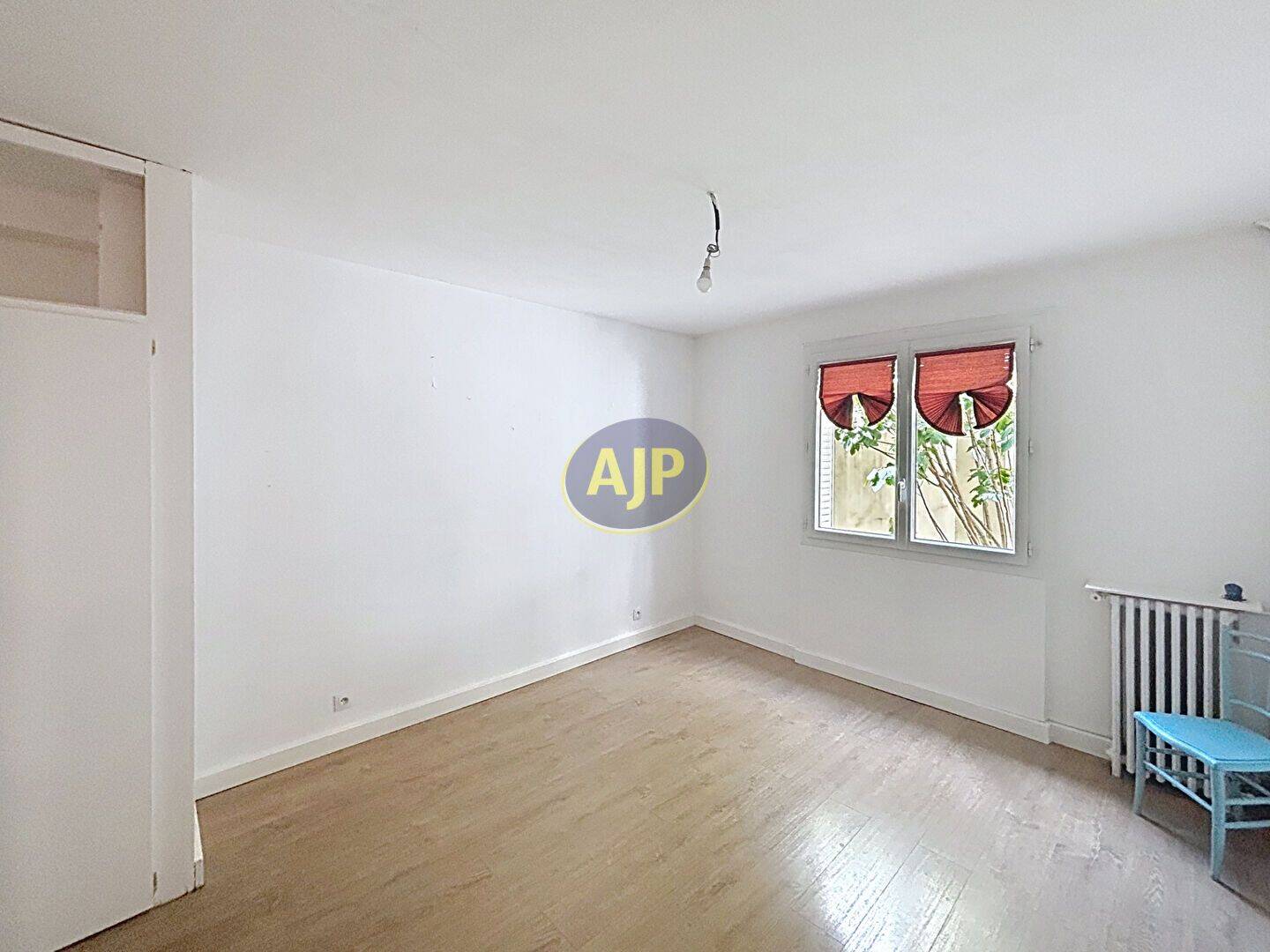 Appartement 1 pièce 25 m² · à Paris 15ème Arrondissement · 25,2 m² · 262 000 €