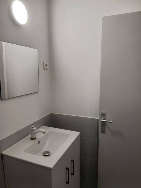 Appartement 1 pièce 25 m² · à Vichy · 25 m² · 300 €