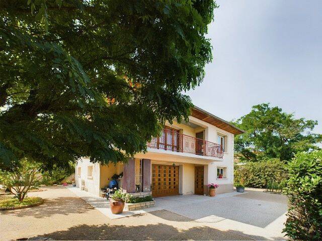 Maison 6 pièces 158 m² · à Chassieu · 158 m² · 419 000 €