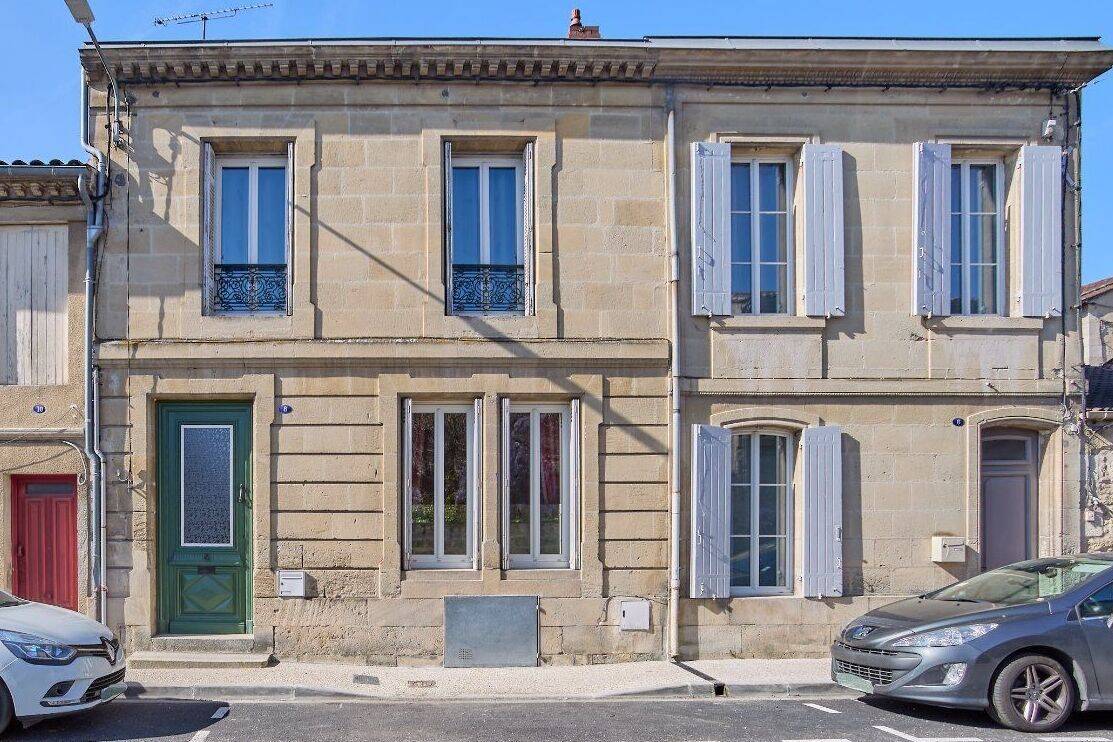 Maison 5 pièces 134 m² · à Cadillac-sur-Garonne · 134 m² · 275 000 €