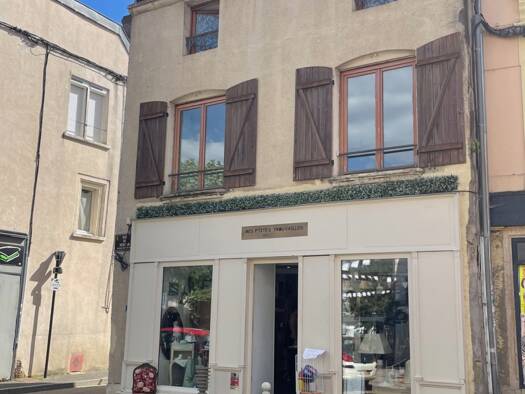 Immeuble à vendre 135 000 € 110 m² Centre-Faubourgs Sud Chaumont 52000