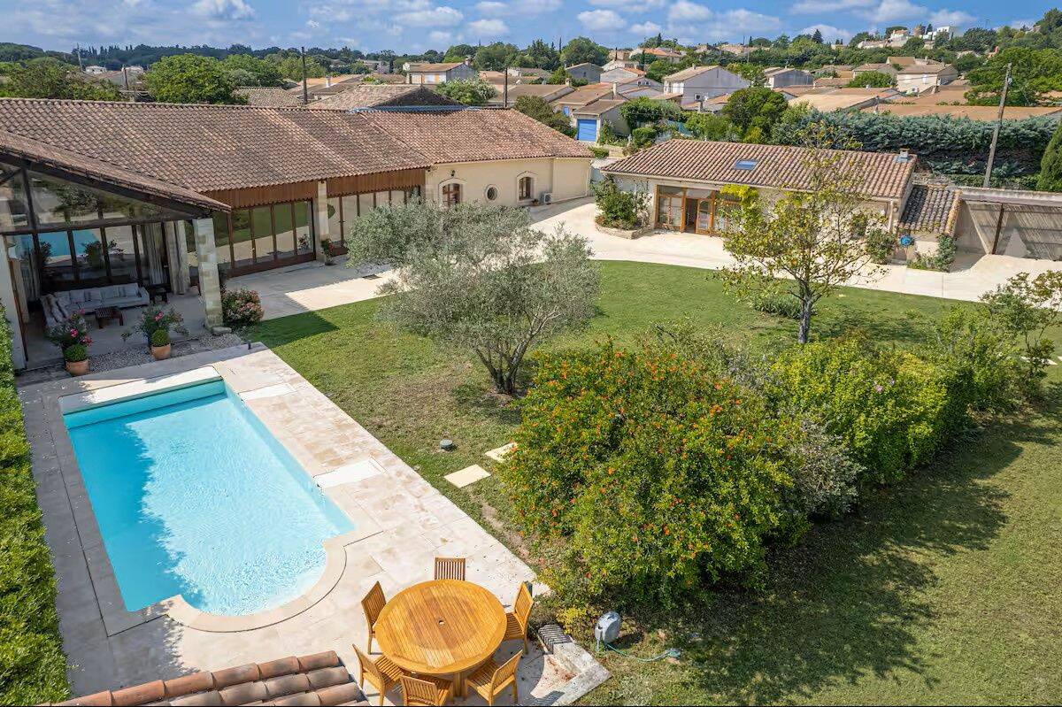 Maison 11 pièces 492 m² · à Uzès · 492 m² · 1 900 000 €