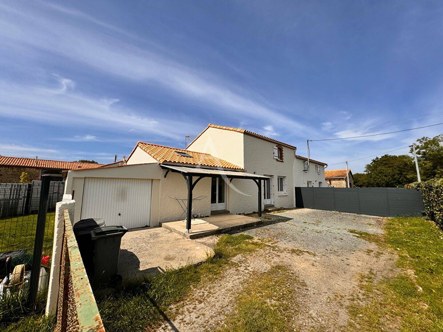 Maison 4 pièces 99 m² · à Aubigny-les Clouzeaux · 99,1 m² · 870 €
