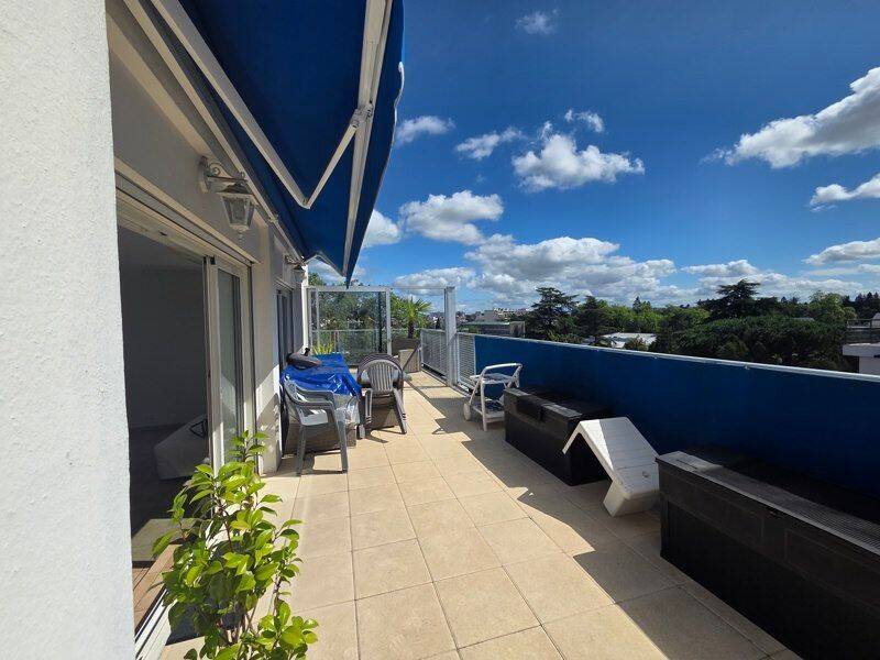 Appartement 2 pièces 70 m² · à Pau · 69,5 m² · 1 217 €