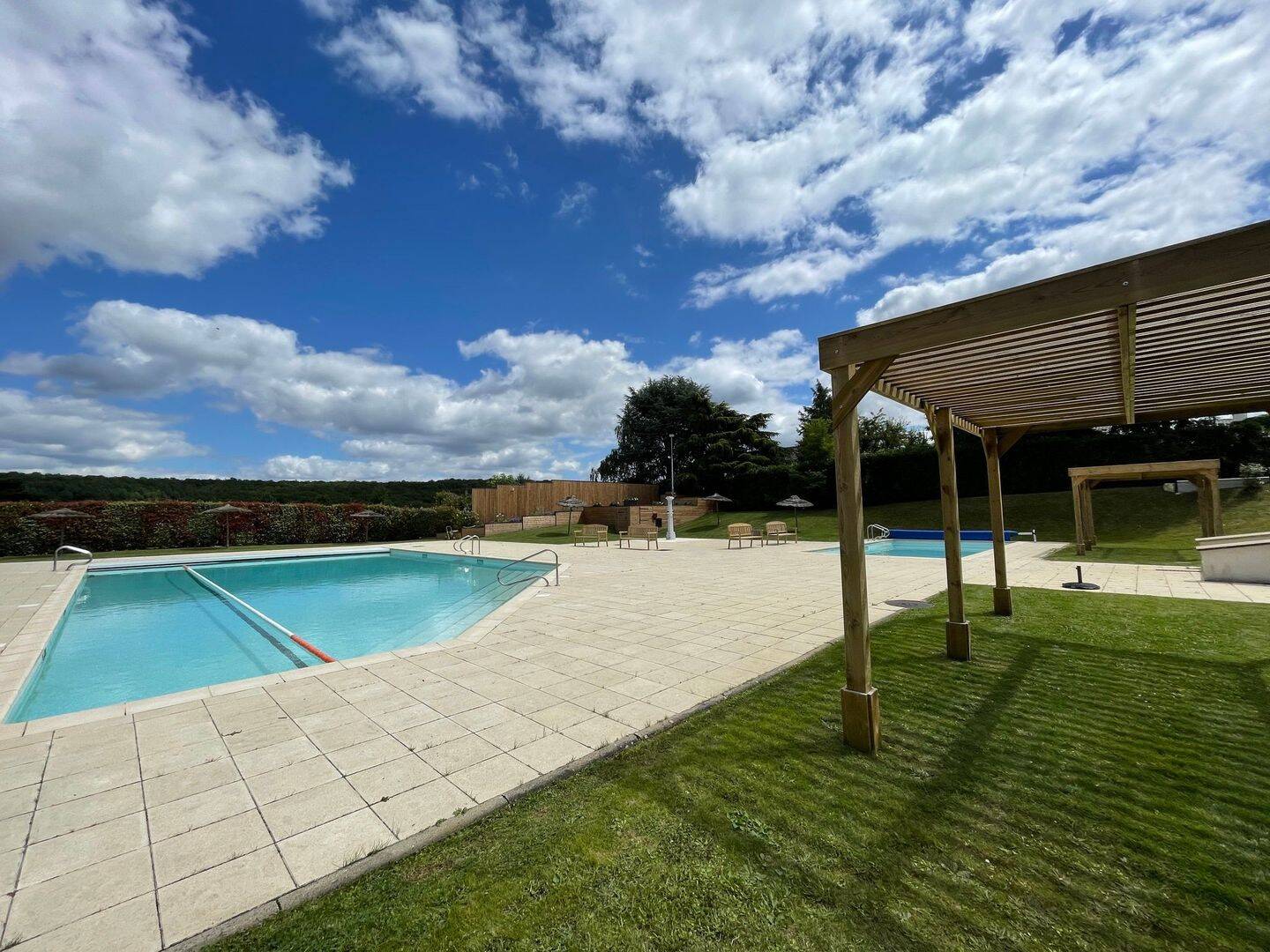 Maison 7 pièces 275 m² · à Plaisir · 275 m² · 620 000 €