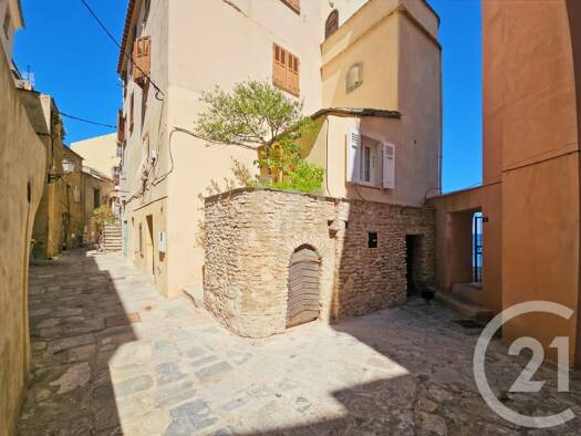 Appartement à vendre 695 000 € 4 pièces 3 chambres 97,2 m² RDC Saint-Florent 20217