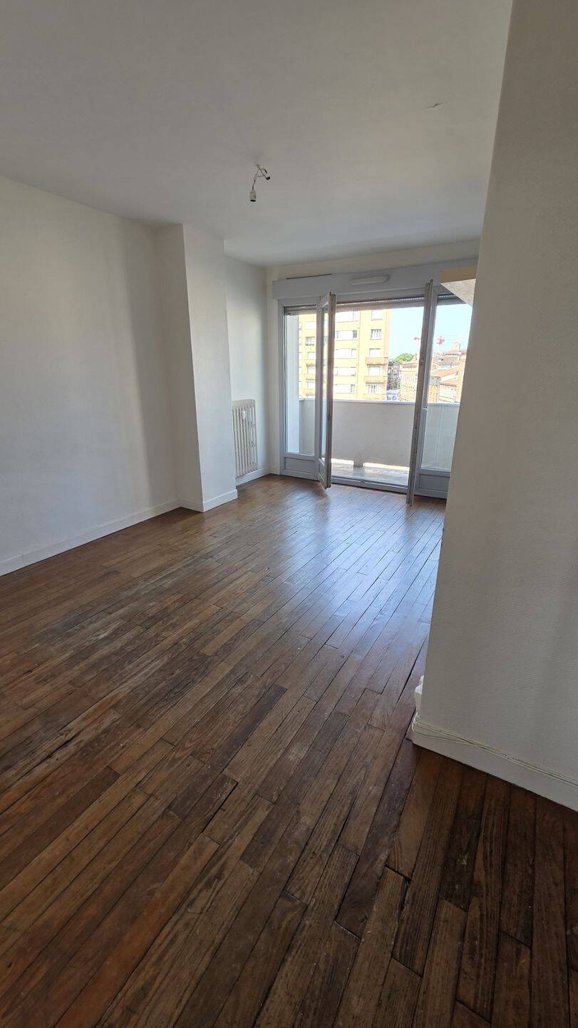 3 pièces 49 m² · à Toulouse · 49 m² · 790 €