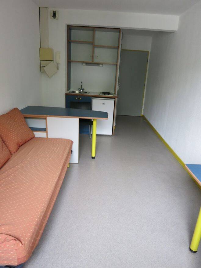 Appartement 1 pièce 18 m² · à Lille · 17,9 m² · 439 €