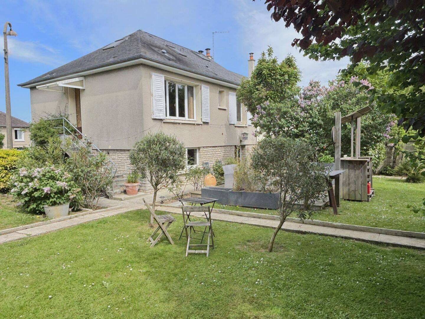 Maison 5 pièces 116 m² · à Bayeux · 116,5 m² · 305 000 €