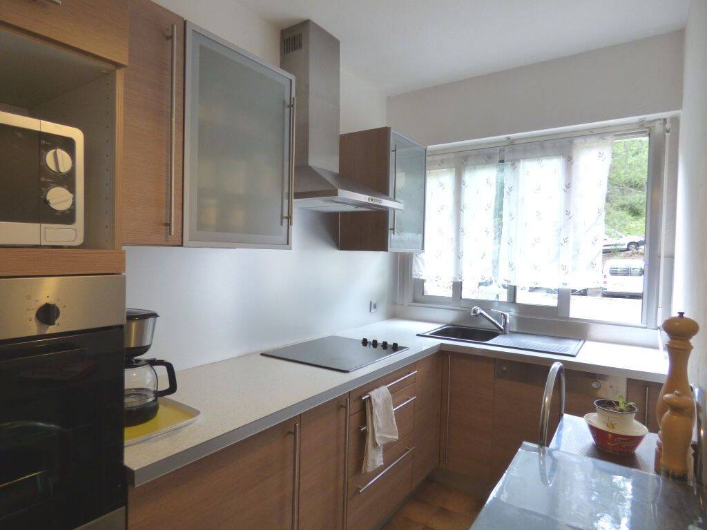 Appartement 3 pièces 71 m² · à Grasse · 71,5 m² · 156 500 €
