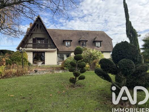 Maison à vendre 428 000 € 7 pièces 5 chambres 235 m² 5 500 m² de terrain Grand Bourgtheroulde 27520