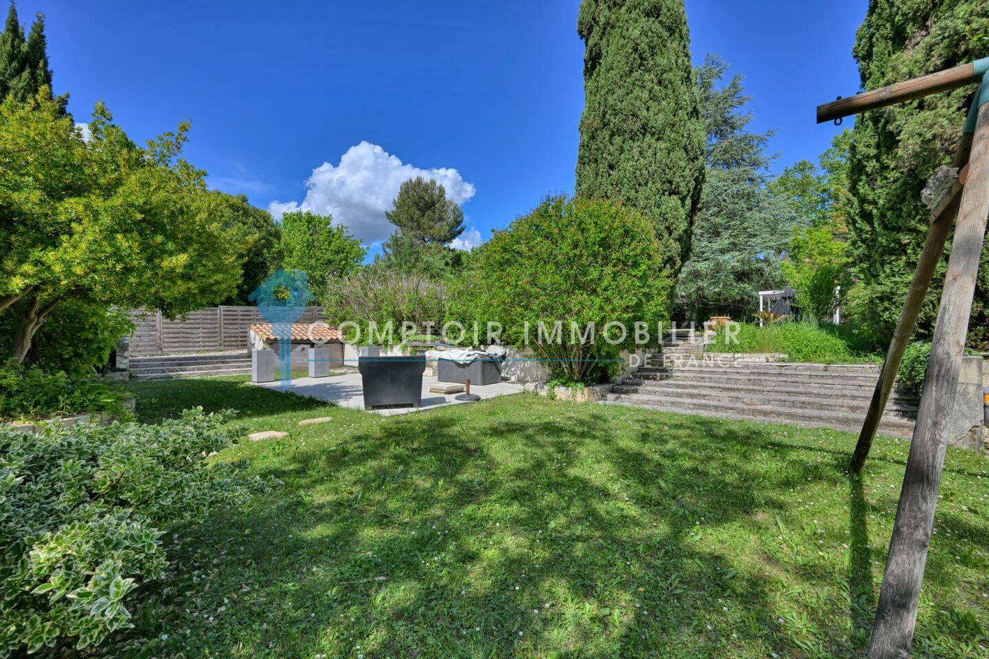 Maison 7 pièces 227 m² · à Prades-le-lez · 227 m² · 748 500 €