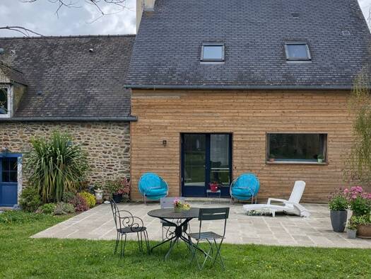 Maison à vendre 300 000 € 9 pièces 4 chambres 177 m² 421 m² de terrain Rille-Saint Sulpice Fougères 35300