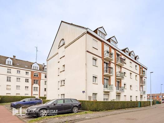 Appartement à vendre 179 000 € 4 pièces 3 chambres 73 m² RDC/4 Zone d'Activité-Cité Courbet-Saint Charles Marquette-lez-Lille 59520