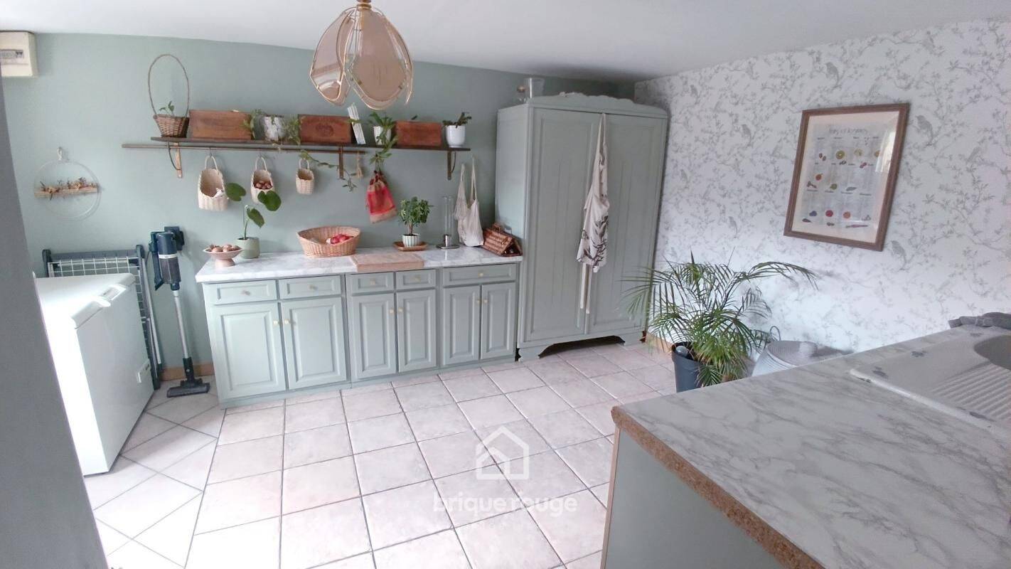 Maison 6 pièces 211 m² · à Pont-À-Vendin · 211 m² · 295 000 €