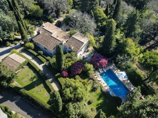 Villa à vendre 1 145 000 € 8 pièces 6 chambres 350 m² 8 550 m² de terrain Saint Jacques Sud Grasse 06130