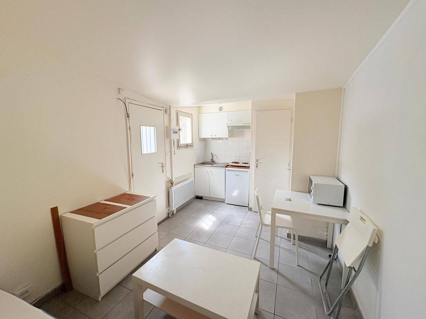 Appartement 1 pièce 13 m² · à Bordeaux · 13,4 m² · 427 €