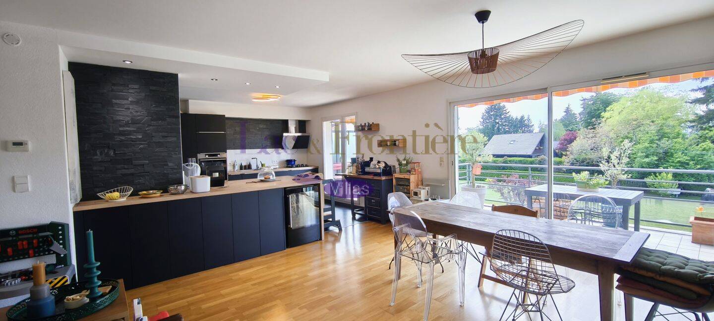 Appartement 4 pièces 118 m² · à Messery · 118 m² · 535 000 €