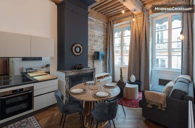 Appartement 2 pièces 45 m² · à Lyon 1er Arrondissement · 45 m² · 2 000 €/mois