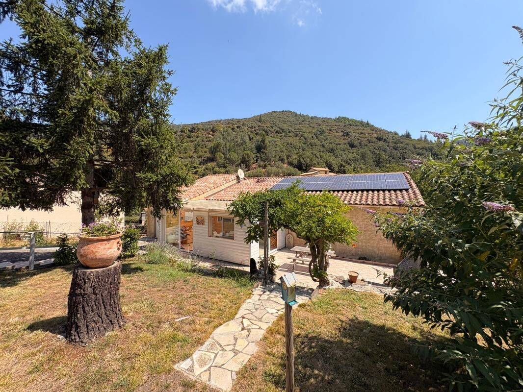 Maison 5 pièces 158 m² · à Mas-Cabardès · 157,7 m² · 215 000 €