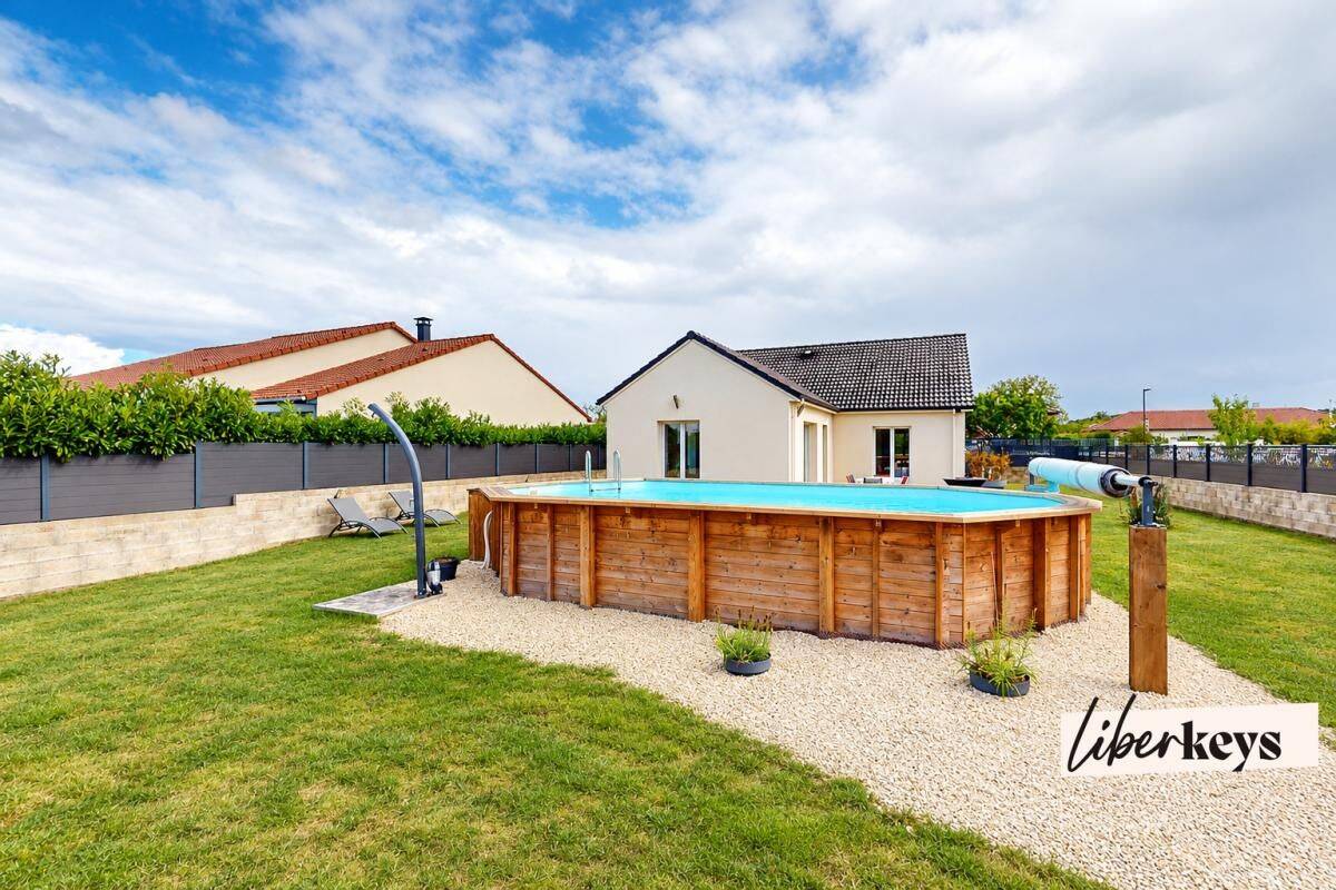 Maison 4 pièces 102 m² · à Azelot · 102,4 m² · 345 500 €