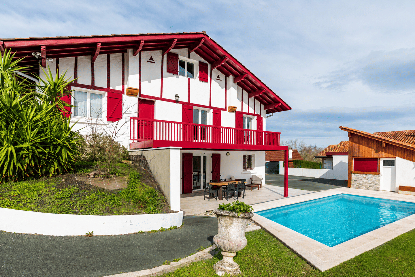 Maison 6 pièces 235 m² · à Ascain · 235 m² · 949 000 €