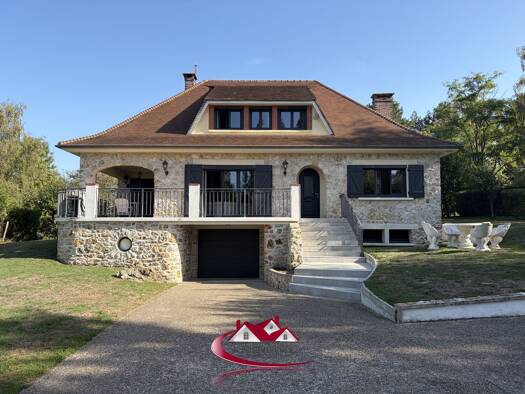 Maison à vendre 518 000 € 5 pièces 4 chambres 134,3 m² 1 330 m² de terrain Condé-sur-Vesgre 78113