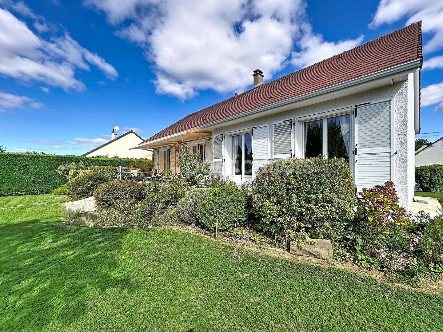 Maison 5 pièces 94 m² · à Saint-Ouen-du-Tilleul · 94 m² · 258 000 €