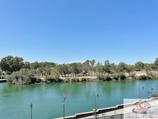 Immeuble à vendre 302 000 € 173 m² Agde 34300
