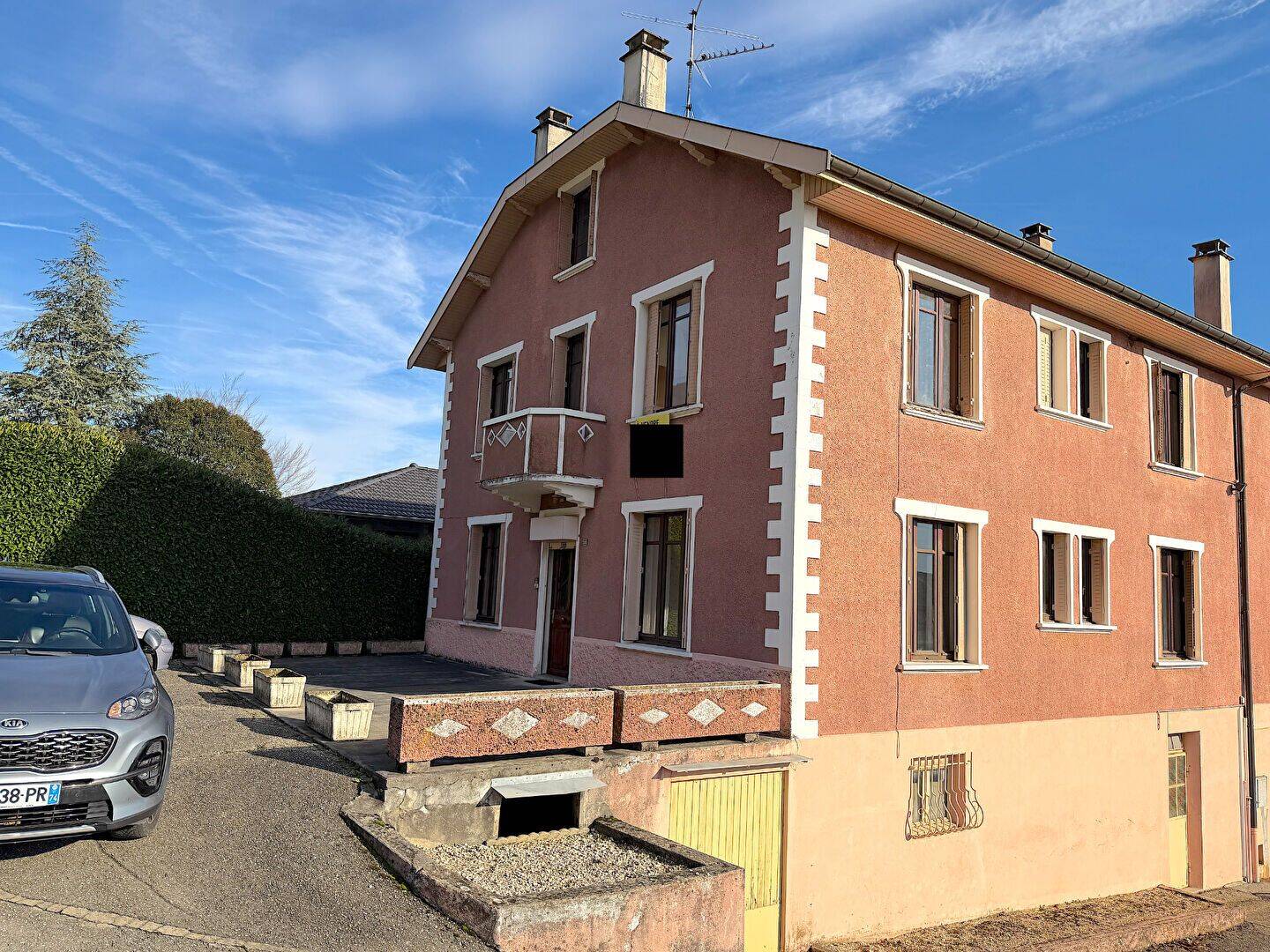 Maison 9 pièces 190 m² · à Anglefort · 190 m² · 274 000 €