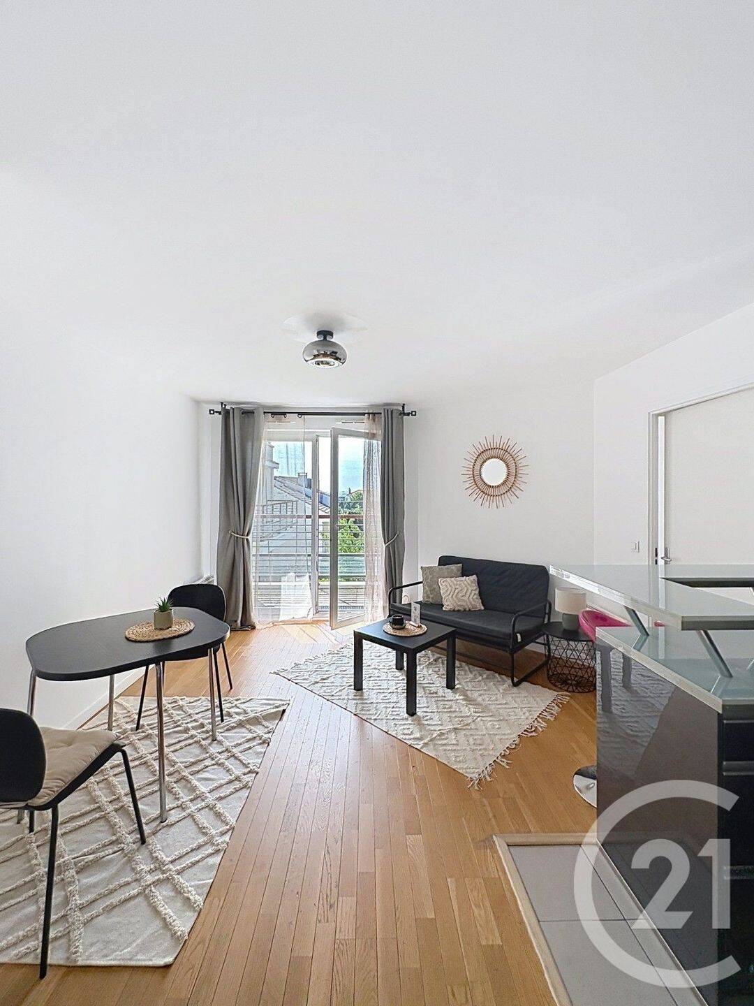 Appartement 3 pièces 53 m² · à Suresnes · 53 m² · 1 690 €