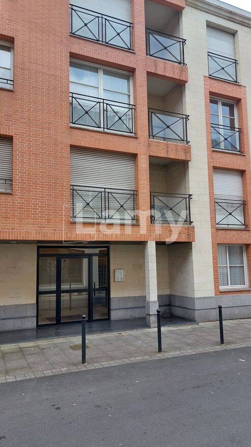 Appartement 1 pièce 26 m² · à Valenciennes · 25,6 m² · 451 €