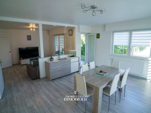 Maison à vendre 375 000 € 6 pièces 3 chambres 157 m² 520,9 m² de terrain Hochstatt 68720