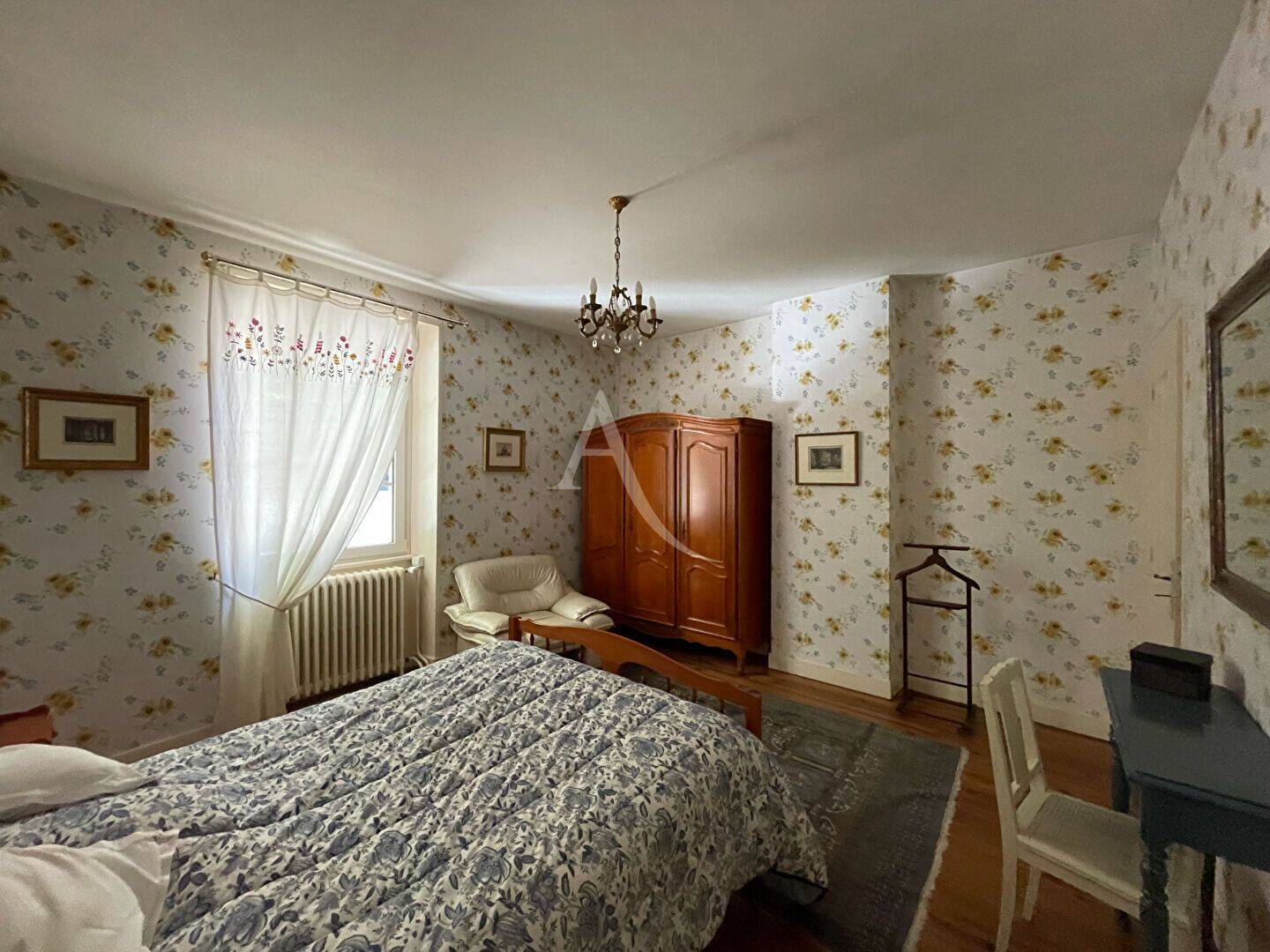 Appartement 2 pièces 35 m² · à Fontenay-le-Comte · 35 m² · 370 €/mois