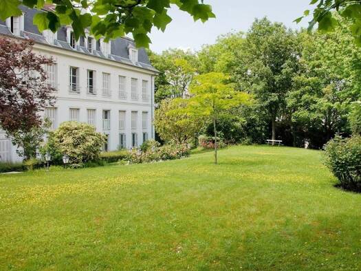 Appartement à vendre 2 100 000 € 3 pièces 2 chambres 64,3 m² RDC Montmartre Paris 18ème arrondissement 75018