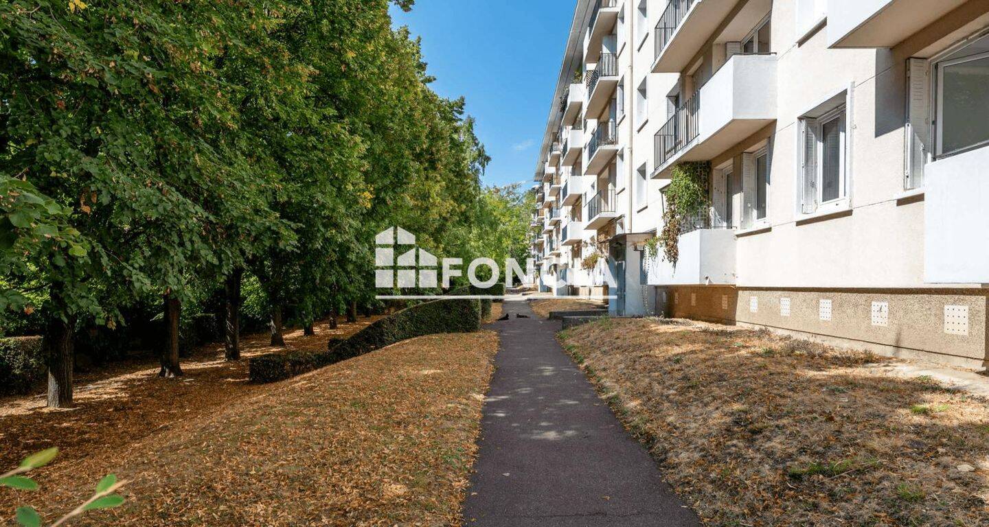 Appartement 5 pièces 92 m² · à Bourg-la-Reine · 92,3 m² · 369 000 €
